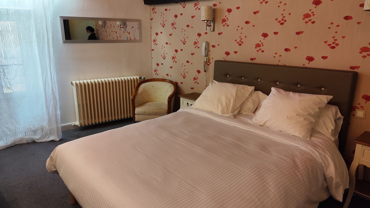 Photo of Bedroom in Foix