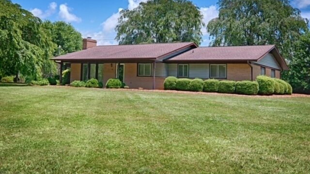 Photo of Outdoor in Etowah