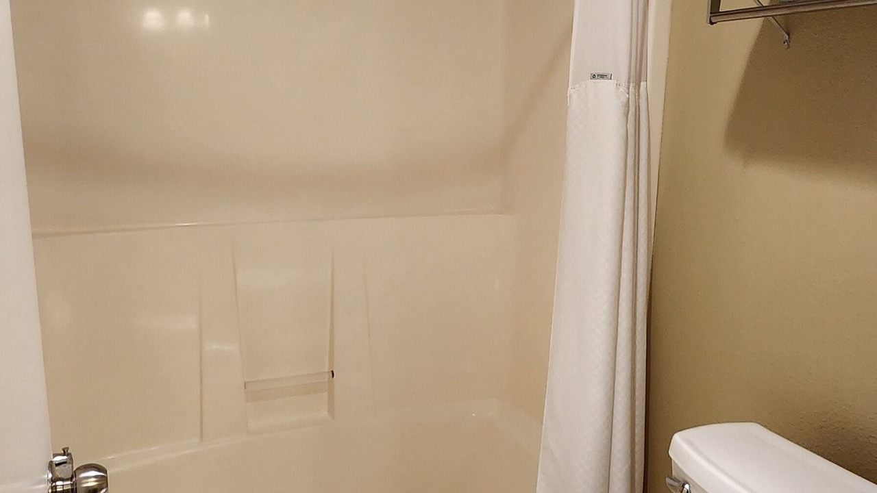 Photo of Bathroom in Eatonville