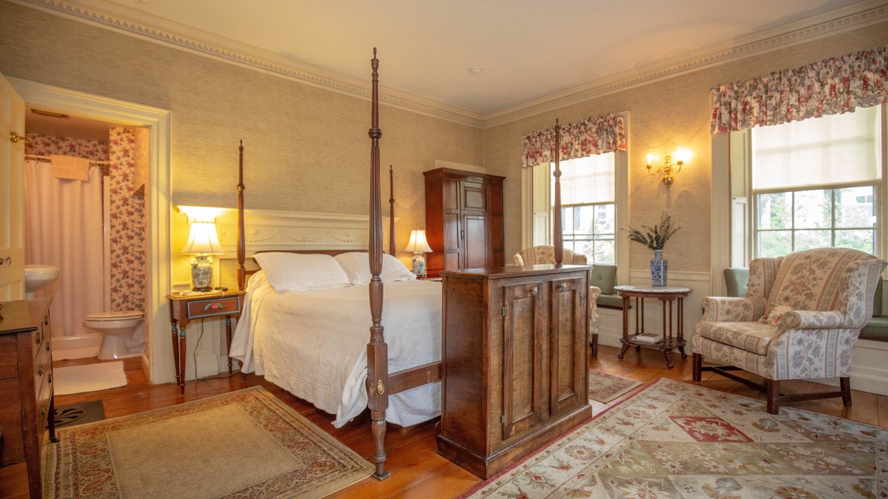 Photo of Livingroom in Newburyport