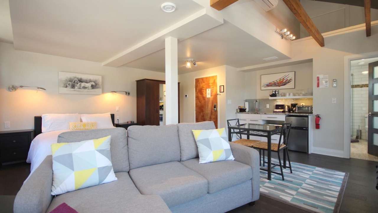 Photo of Livingroom in Kemptville