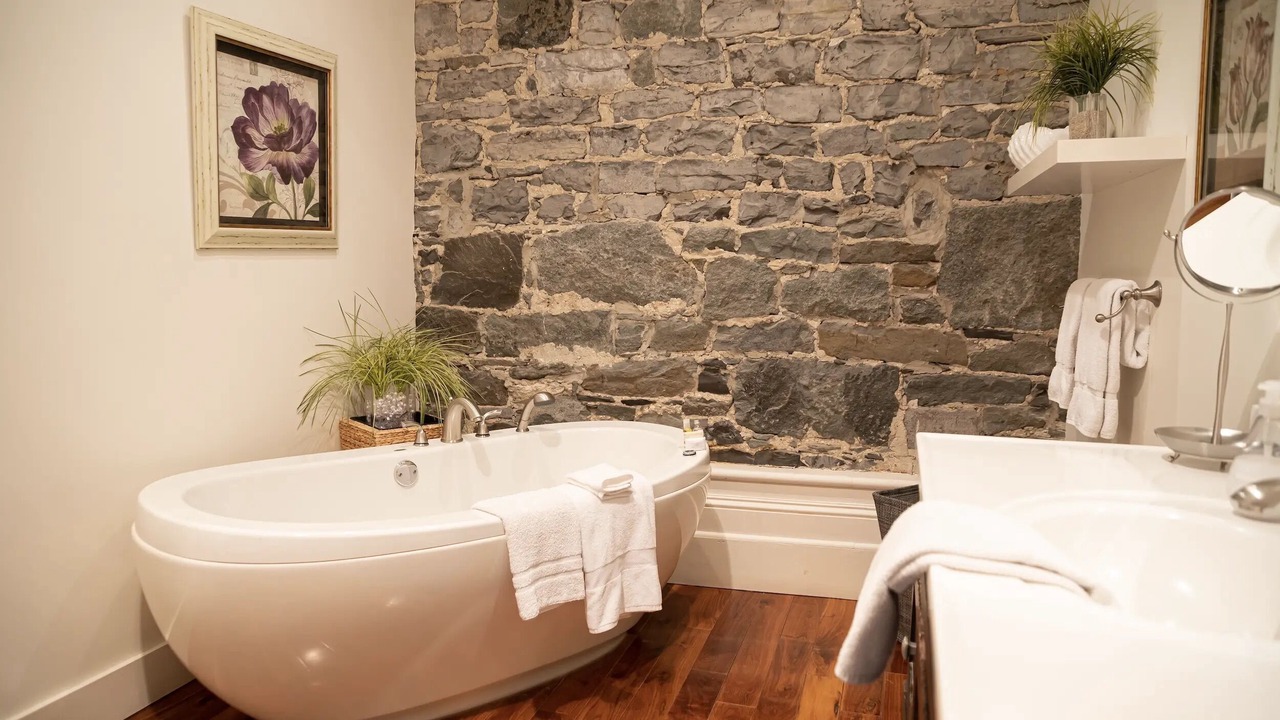 Photo of Bathroom in Lower Town