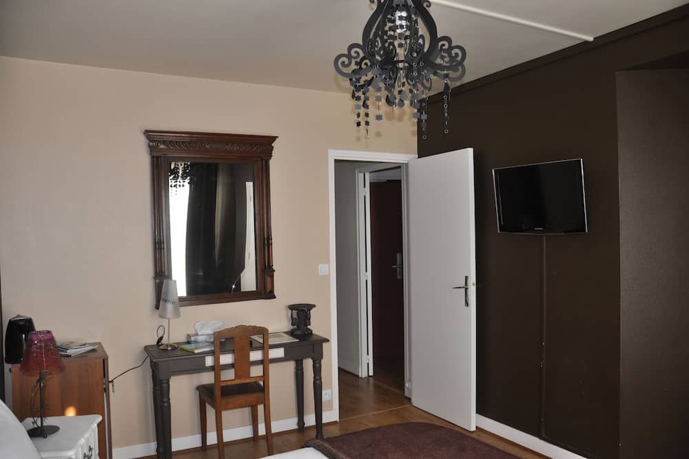 Photo of Bedroom in Nouan-le-Fuzelier