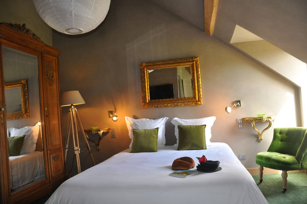 Photo of Bedroom in Nouan-le-Fuzelier
