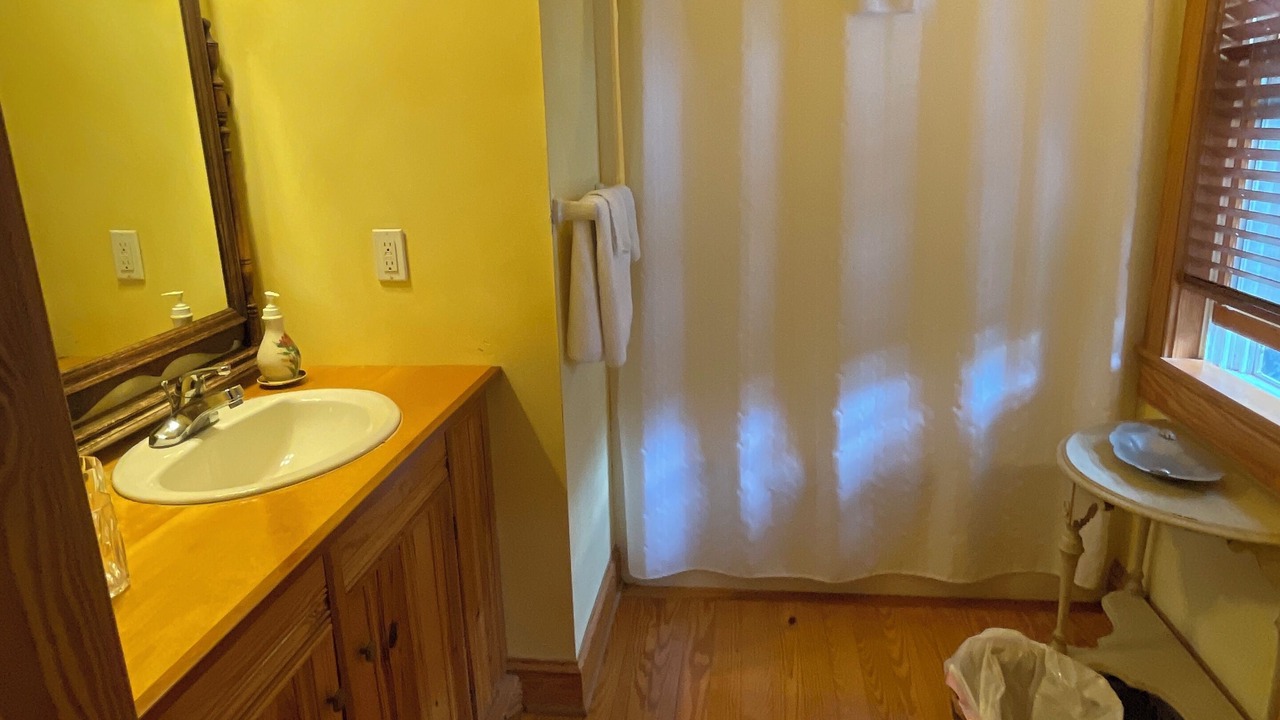 Photo of Bathroom in Kitty Hawk