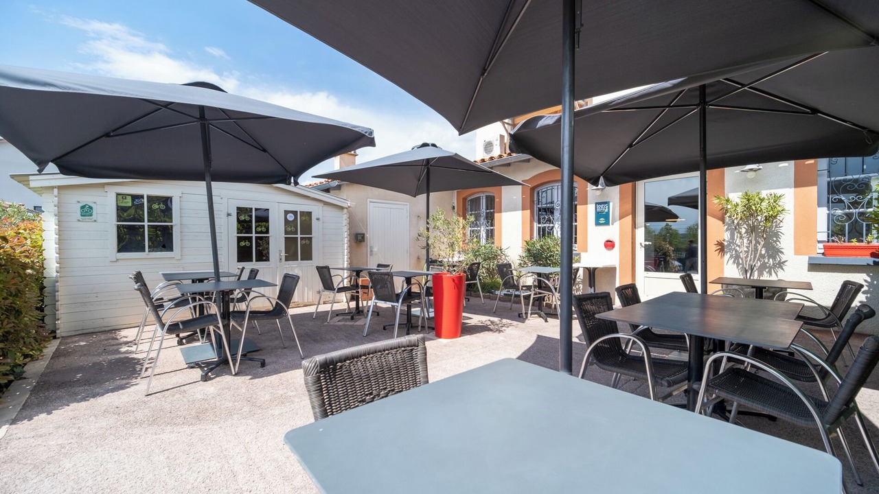 Photo of Patio Balcony in Villefranche-de-Lauragais