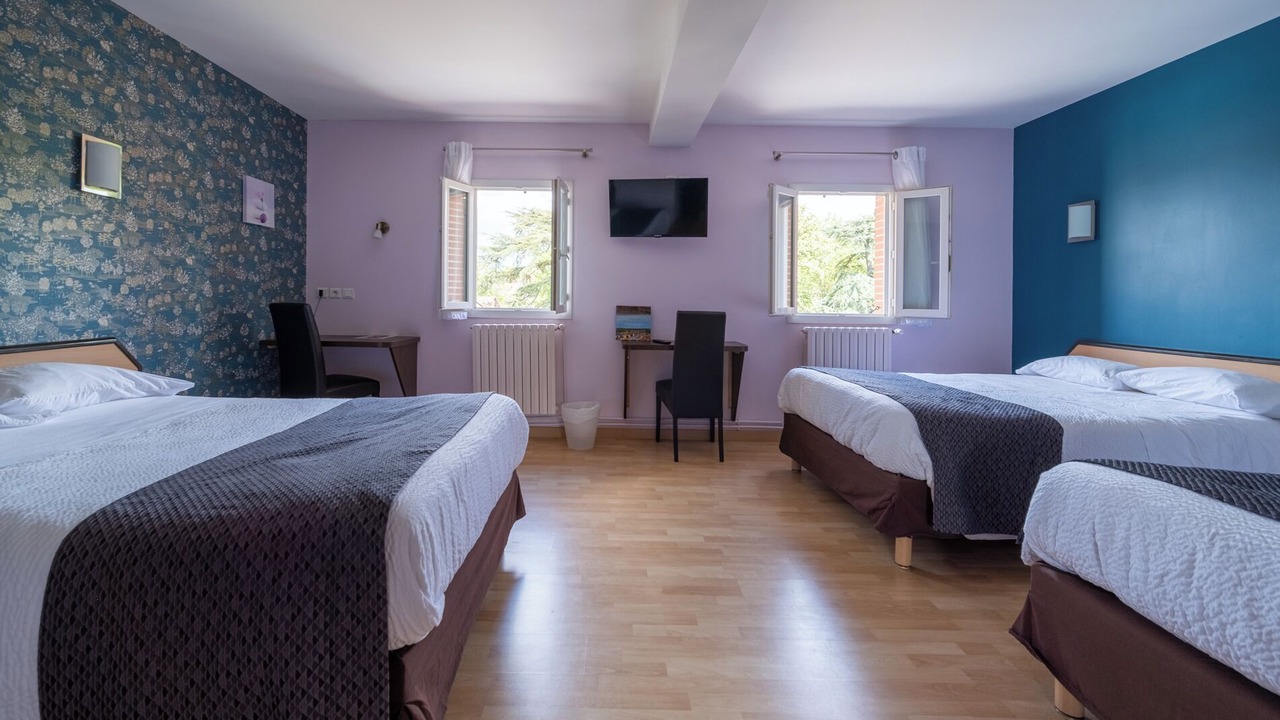 Photo of Bedroom in Villefranche-de-Lauragais