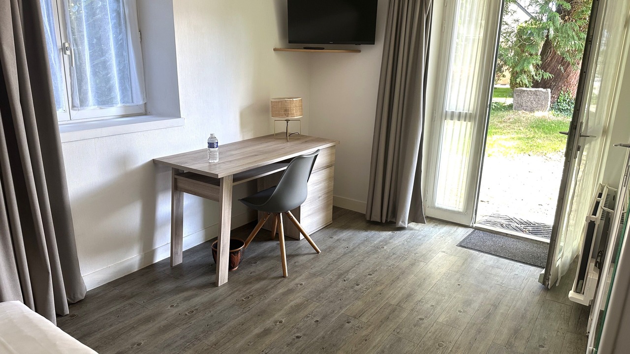 Photo of Bedroom in Quettehou