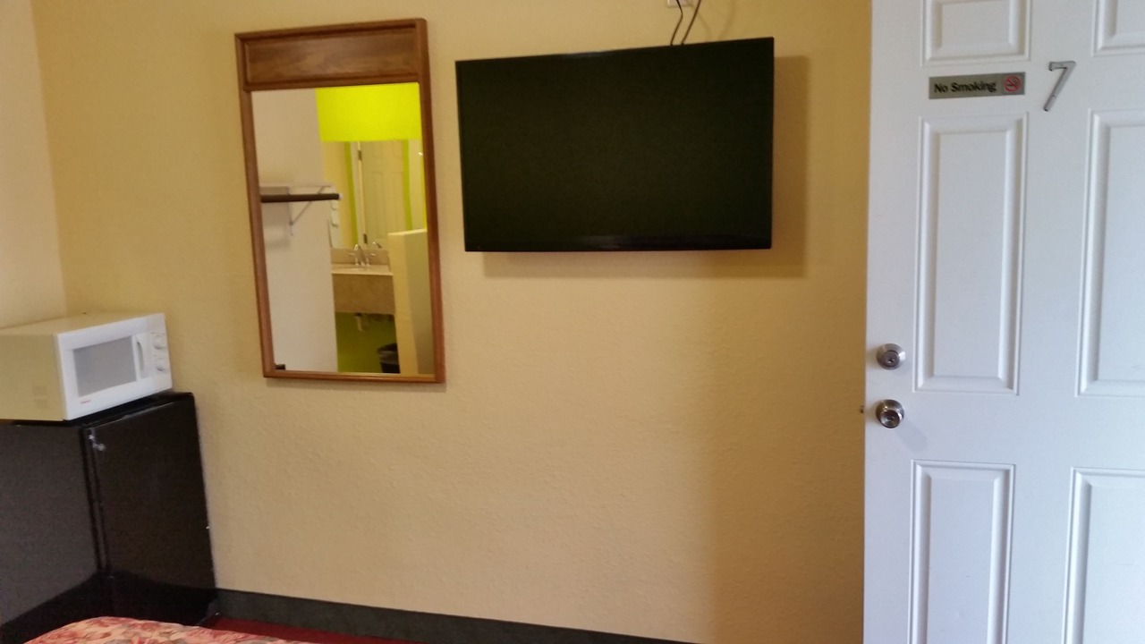 Photo of Bedroom in Kountze
