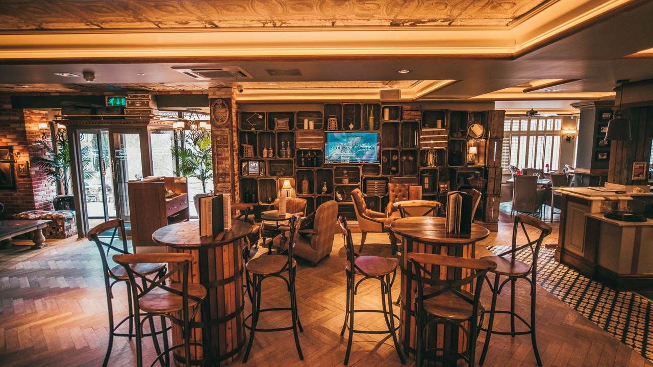 Photo of Others in Busby