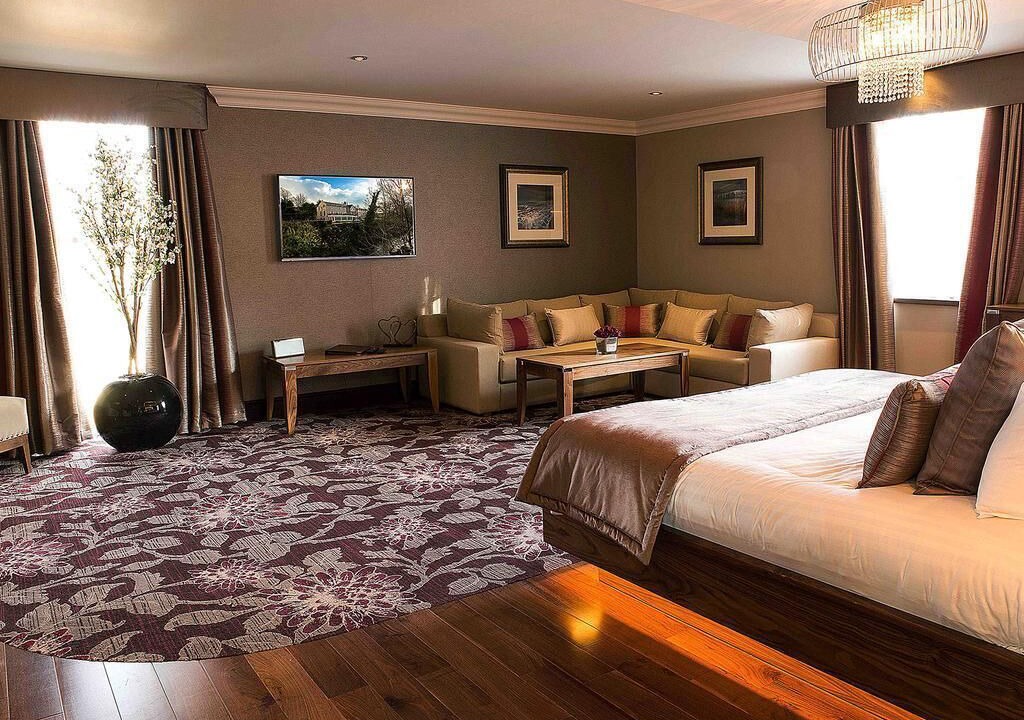 Photo of Others in Busby