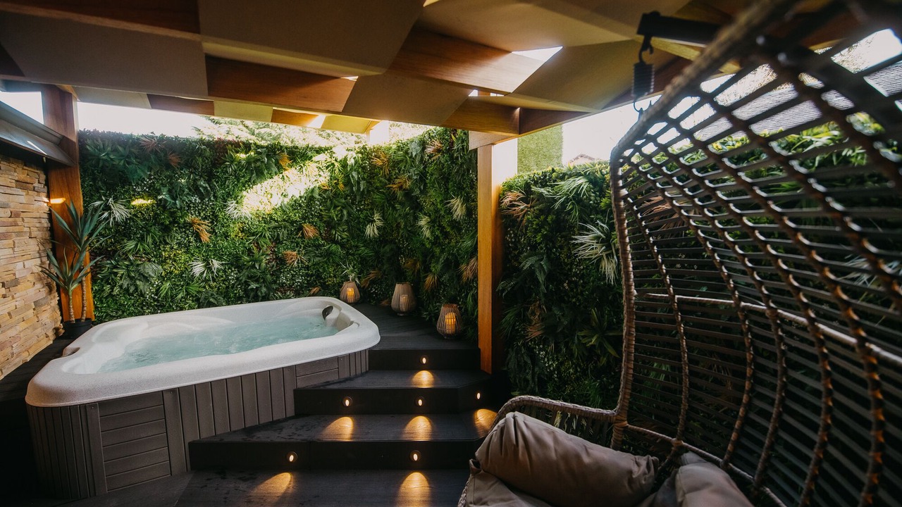 Photo of Others in Busby