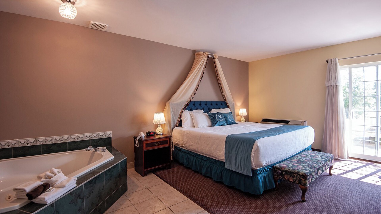 Photo of Others in Mayfield