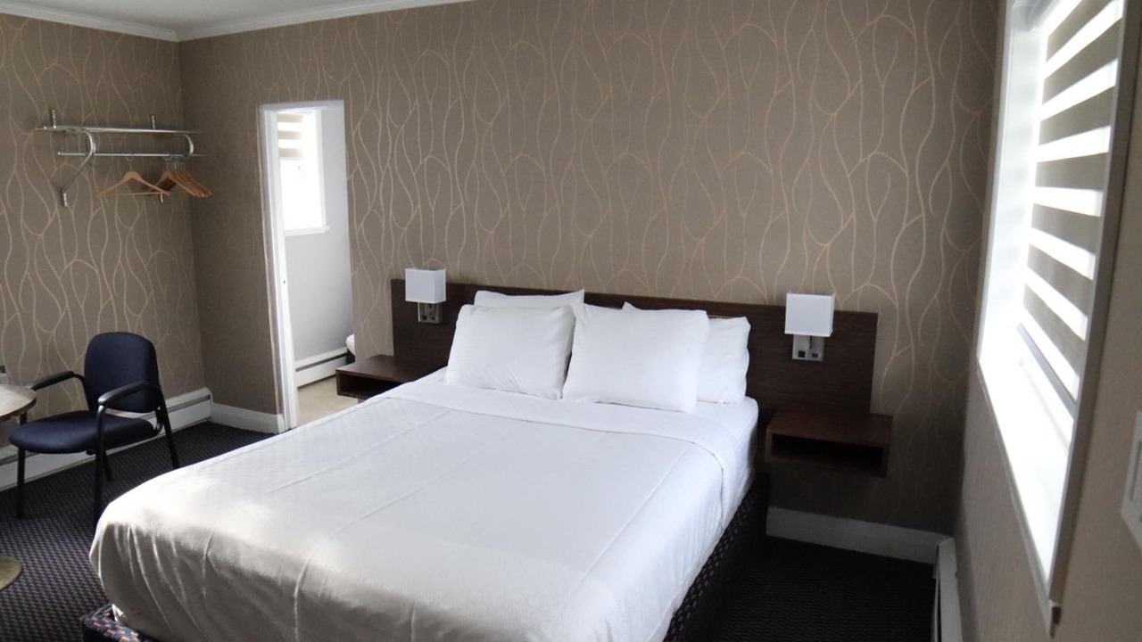 Photo of Bedroom in Walkerton