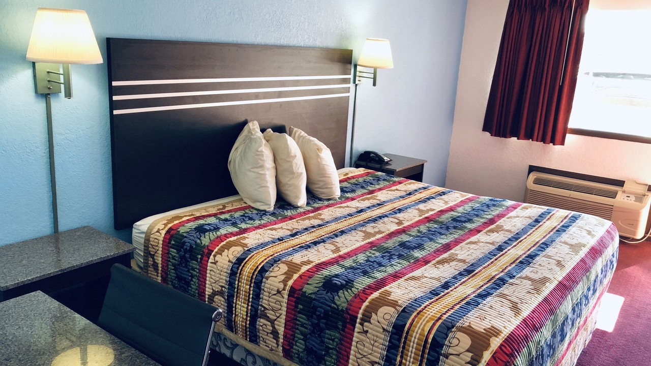 Photo of Bedroom in Central Oklahoma City