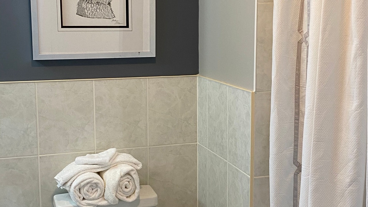 Photo of Bathroom in St. Martins