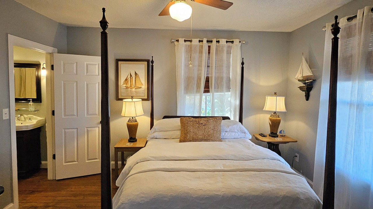 Photo of Bedroom in Northeast Virginia Beach