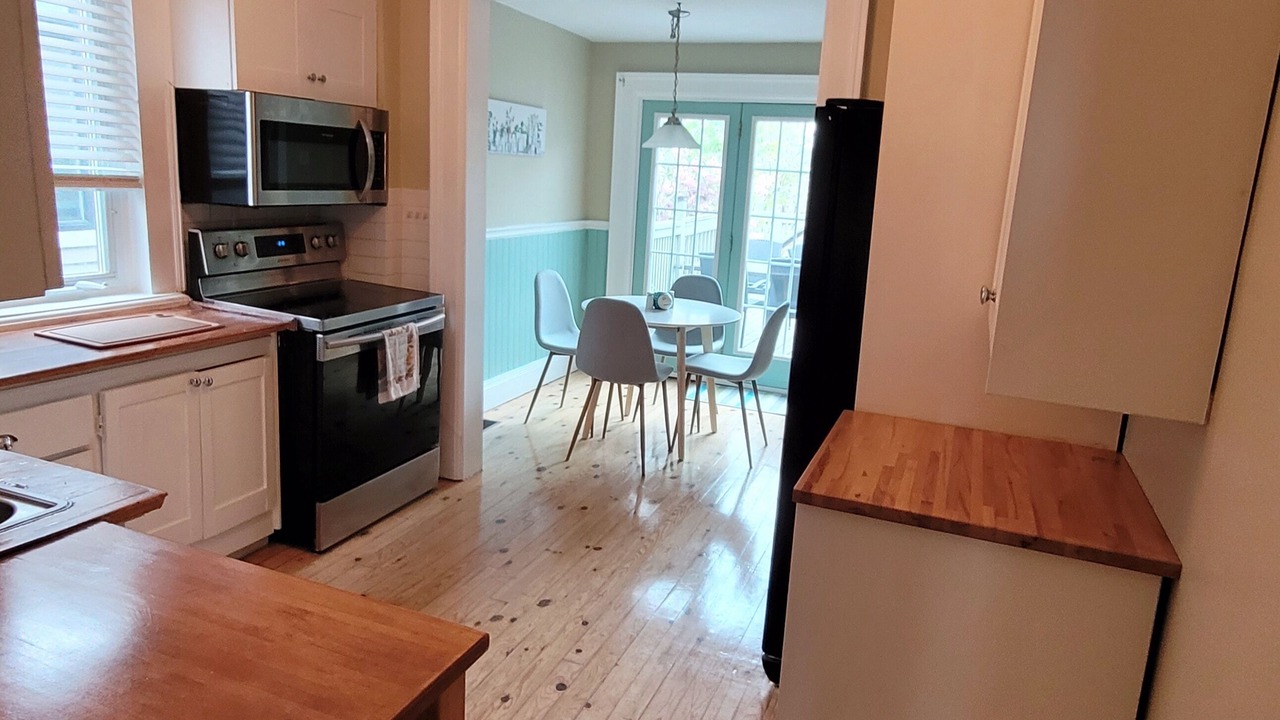 Photo of Kitchen in Port Colborne