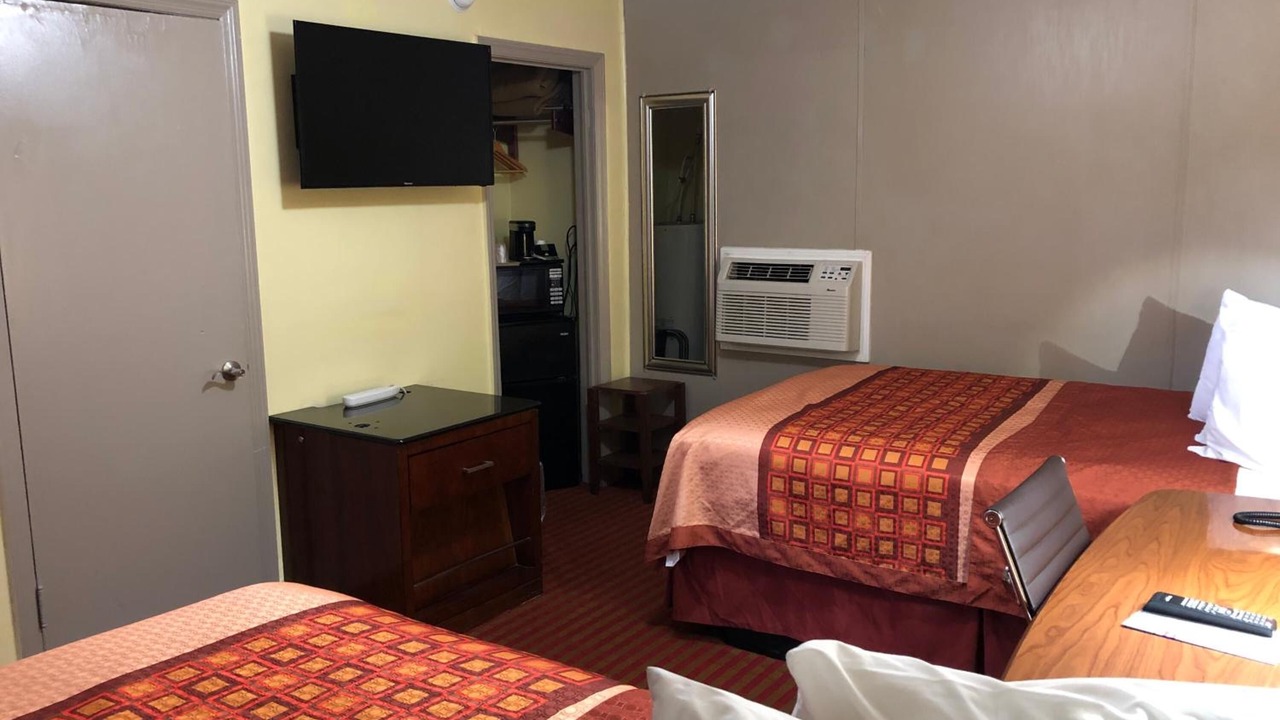 Photo of Bedroom in Ellijay