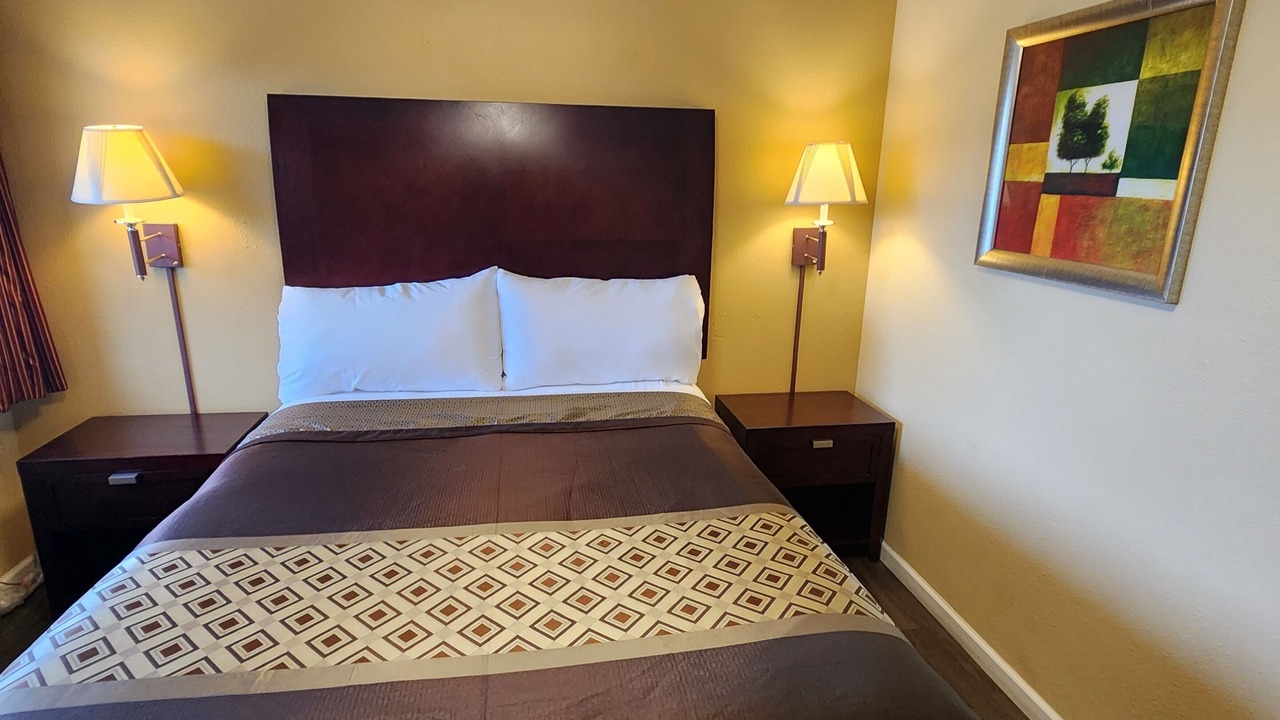 Photo of Bedroom in Corvallis