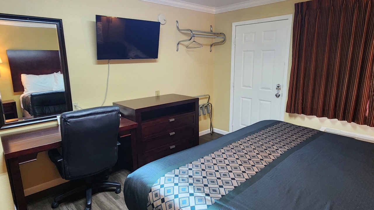 Photo of Bedroom in Corvallis