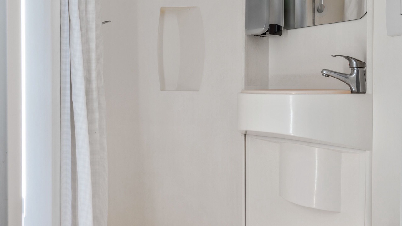 Photo of Bathroom in Barentin