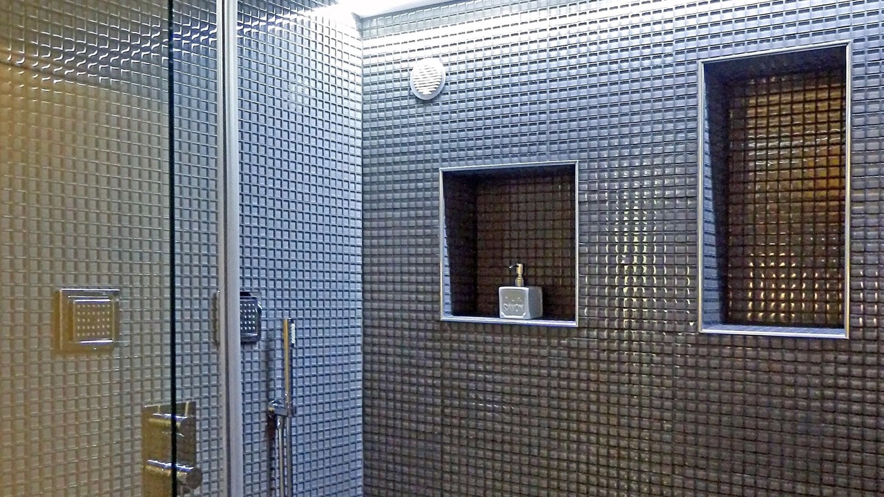 Photo of Bathroom in Moulon