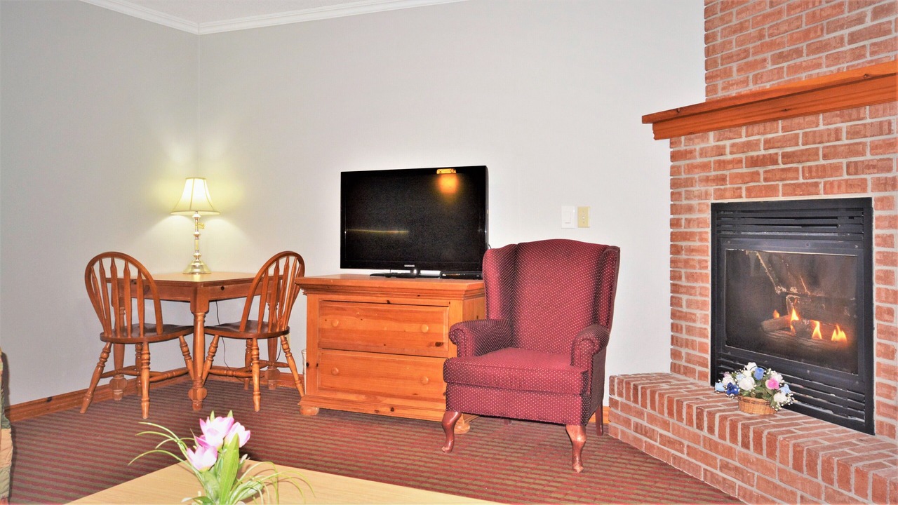 Photo of Livingroom in Laurentian Valley