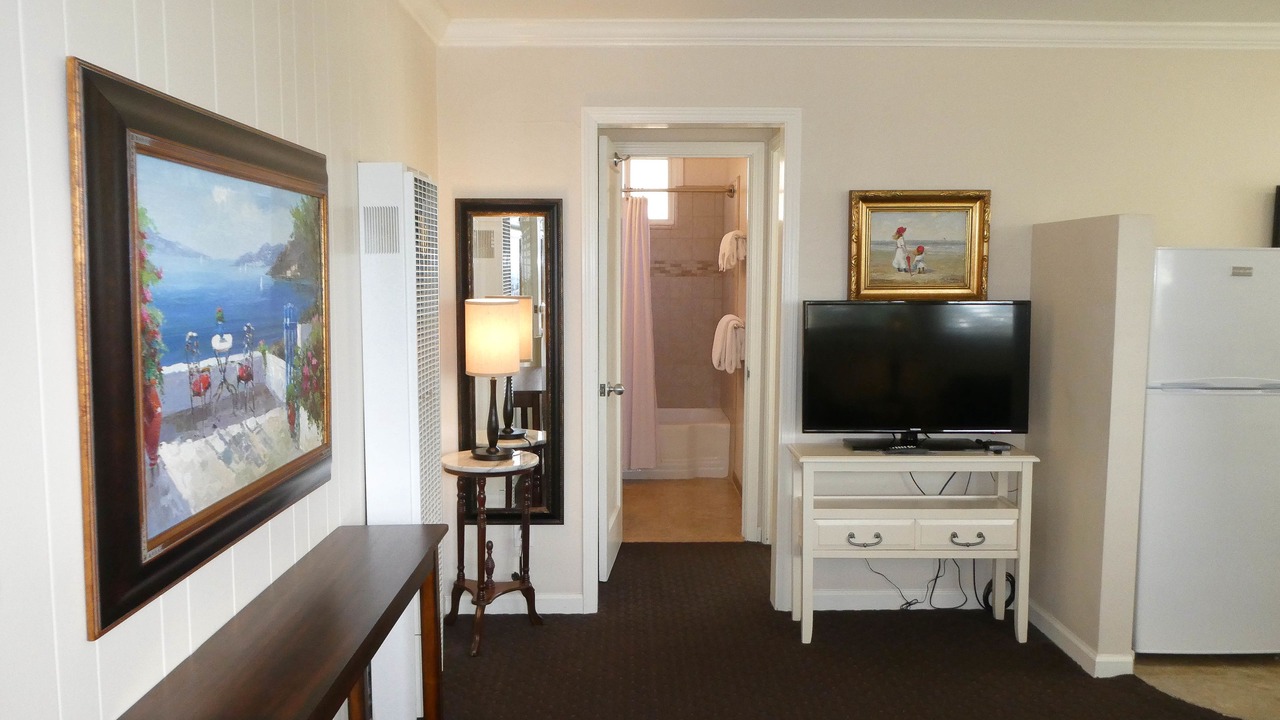 Photo of Bedroom in Northwest Carmel