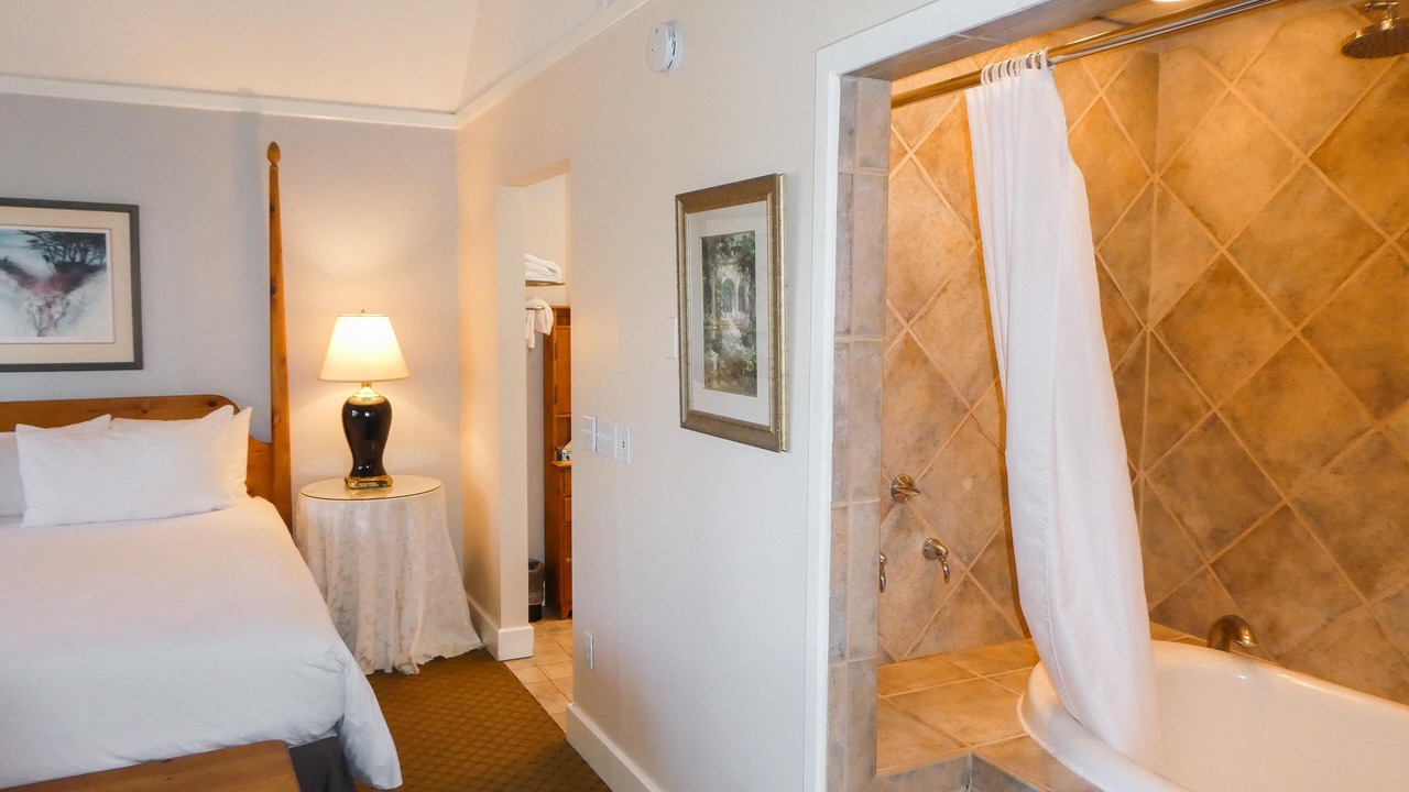 Photo of Bathroom in Northwest Carmel