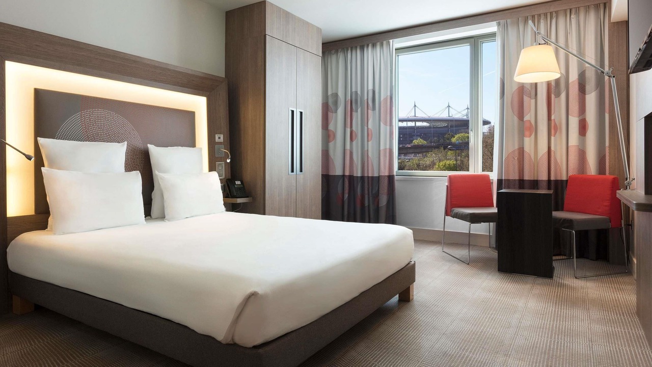 Photo of Bedroom in Saint-Denis