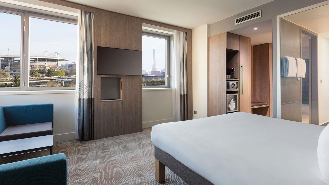 Photo of Bedroom in Saint-Denis