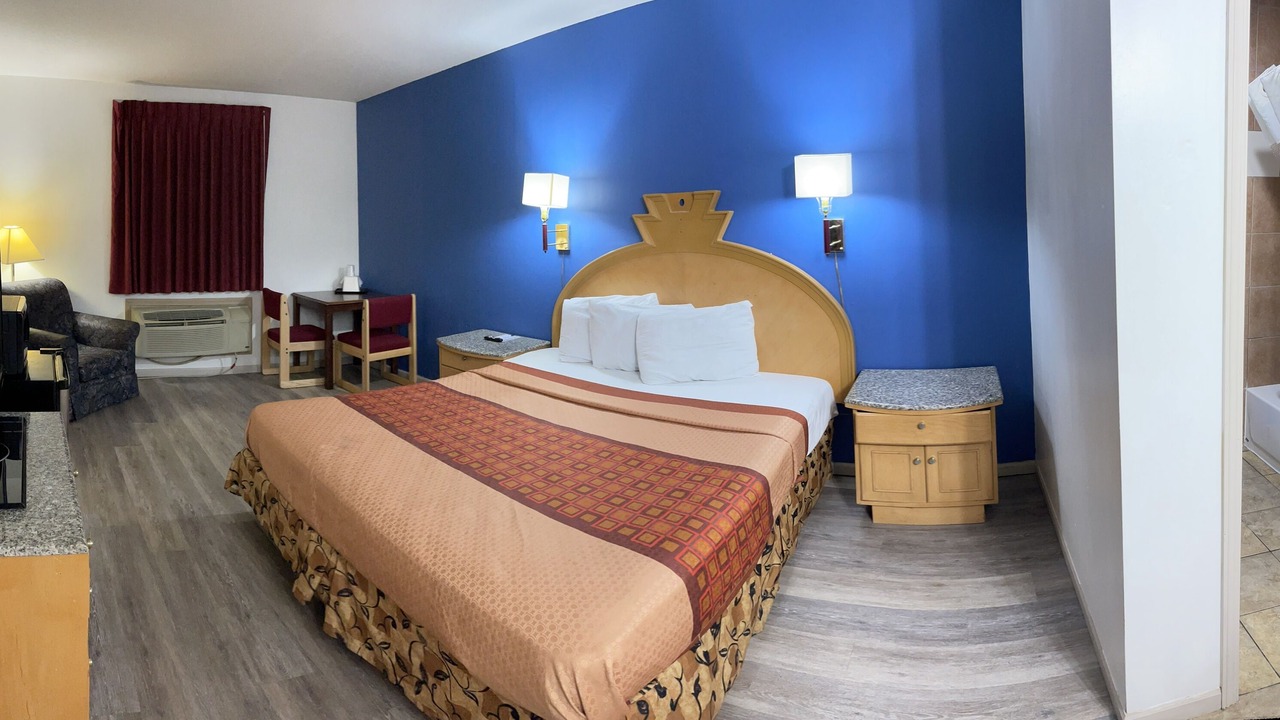 Photo of Bedroom in Junction City