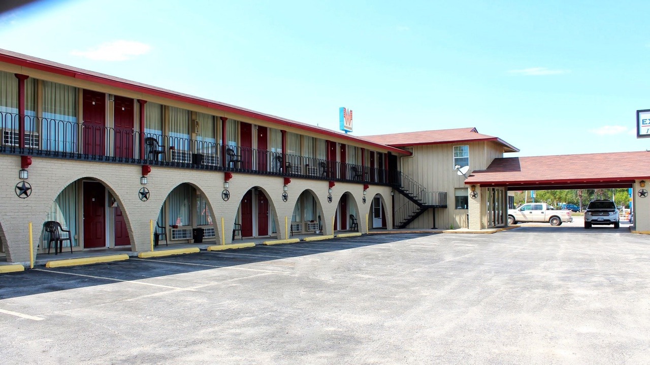 Photo of Bedroom in Goliad