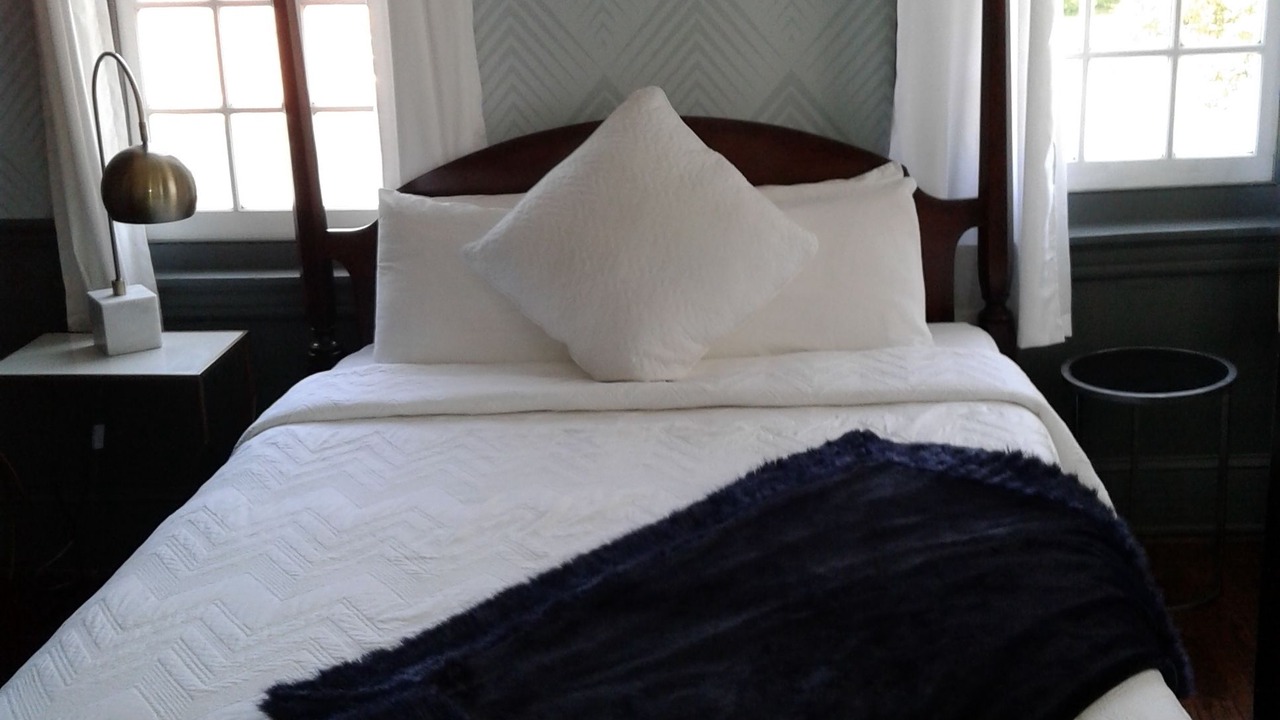 Photo of Bedroom in Newtown