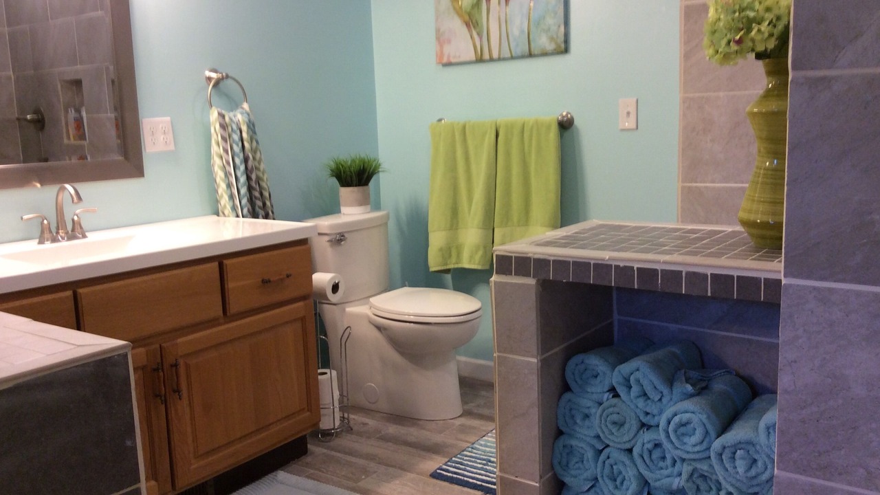 Photo of Bathroom in Munising