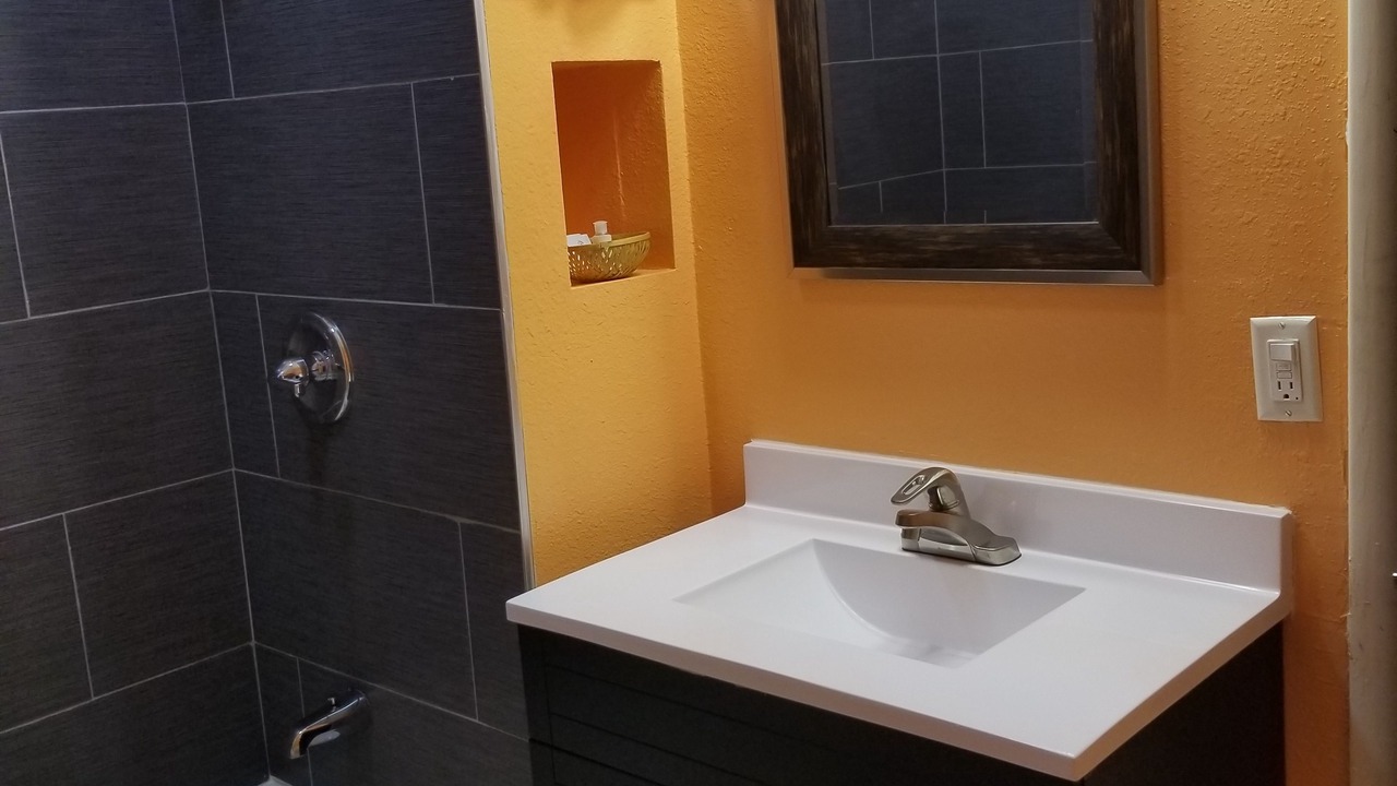 Photo of Bathroom in Oberlin