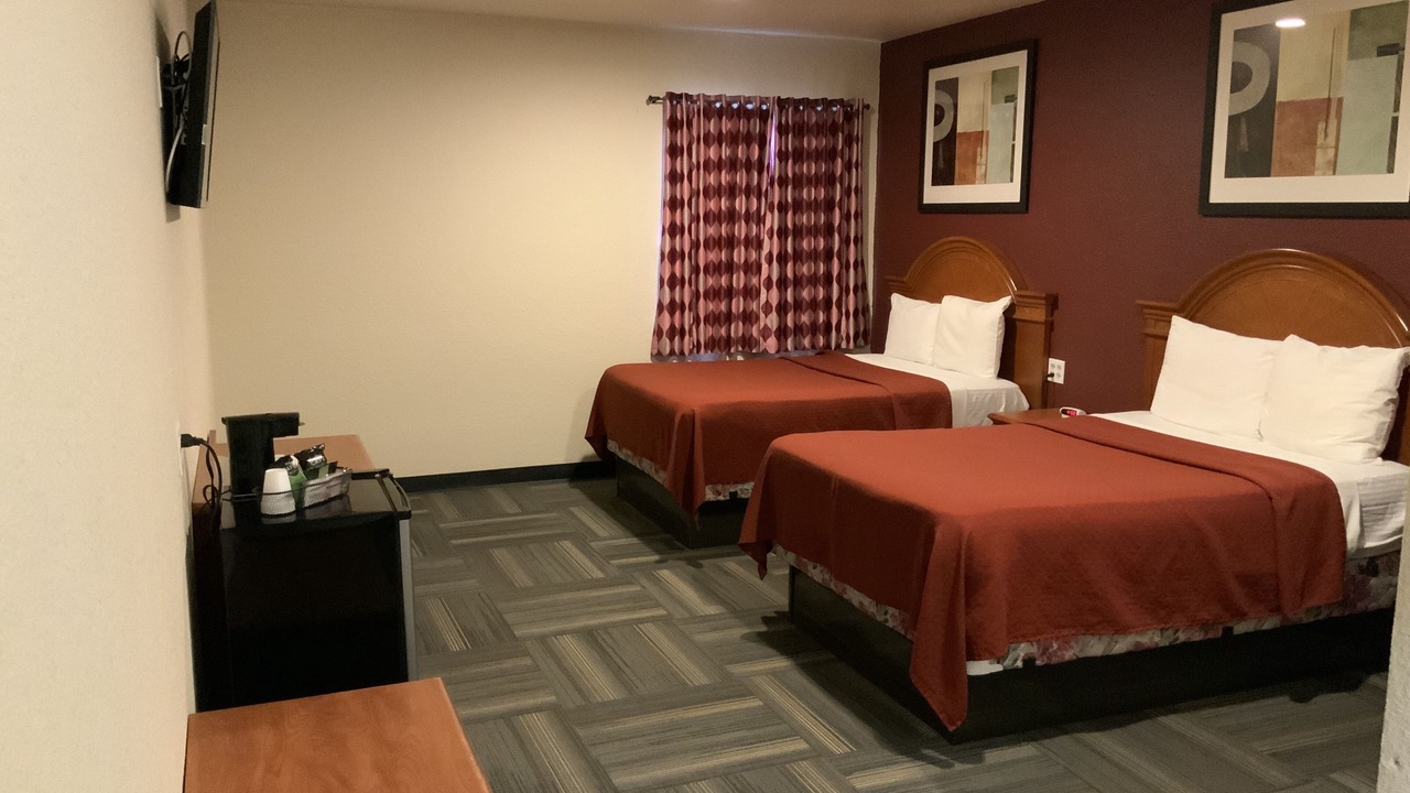 Photo of Bedroom in Oberlin