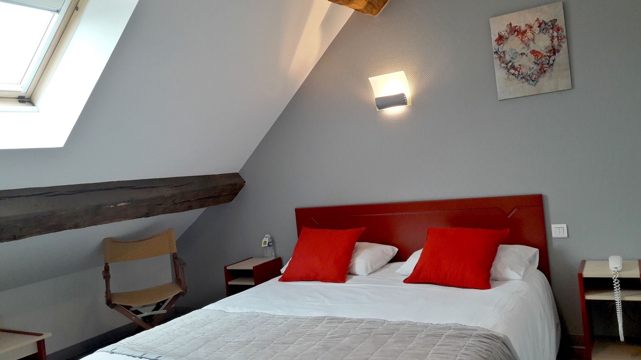 Photo of Bedroom in Villegusien-le-Lac