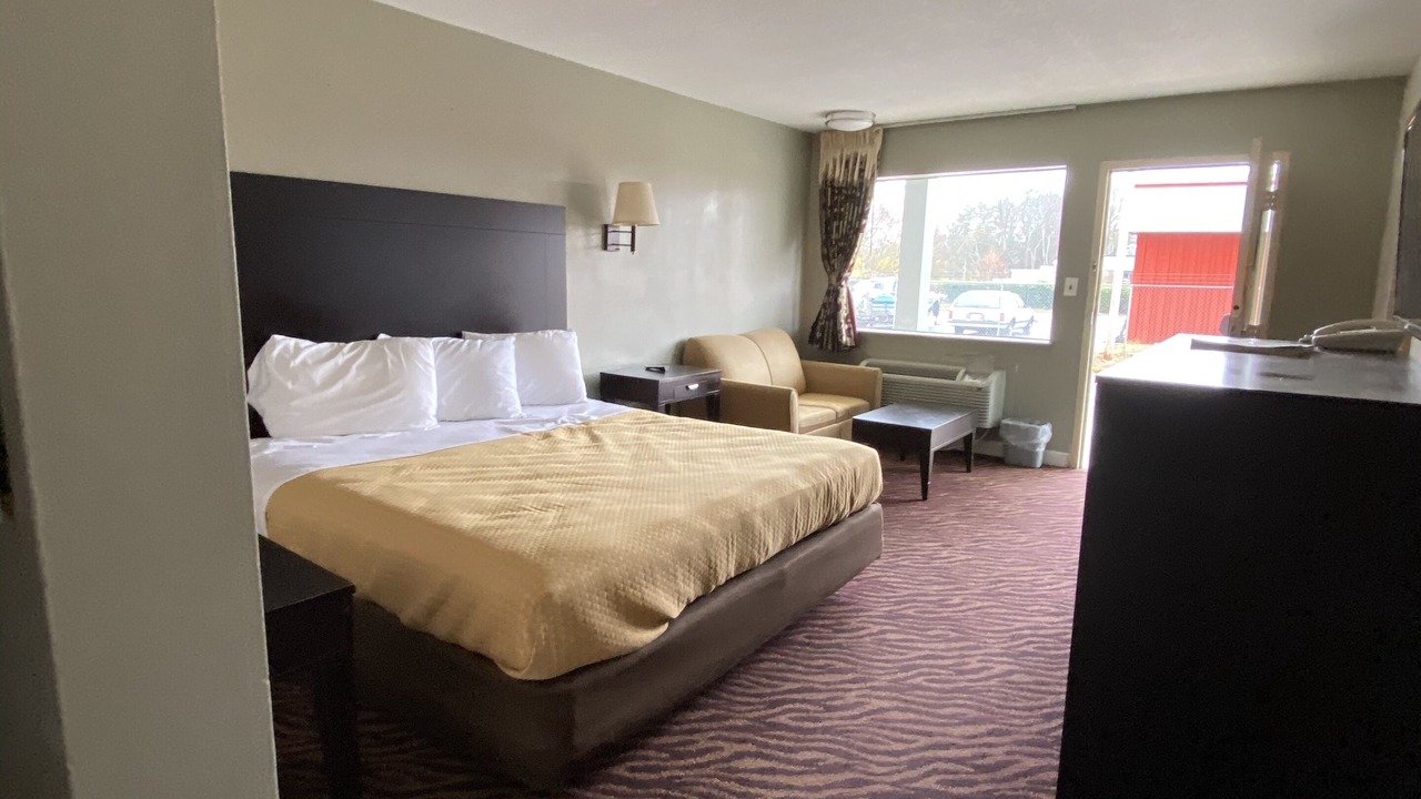 Photo of Bedroom in Danville