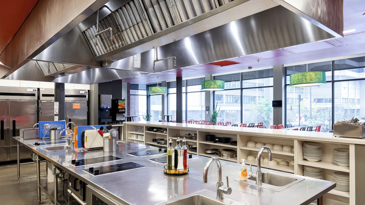 Photo of Kitchen in Theatre District