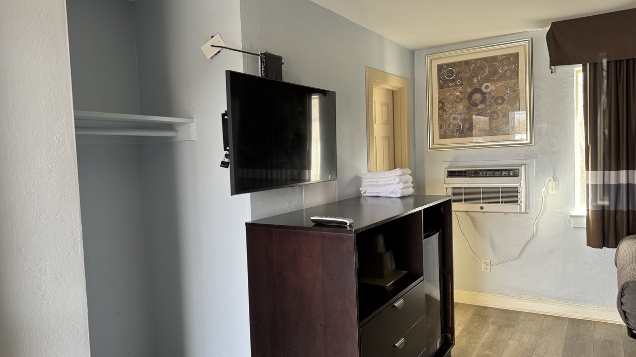 Photo of Bedroom in Danville
