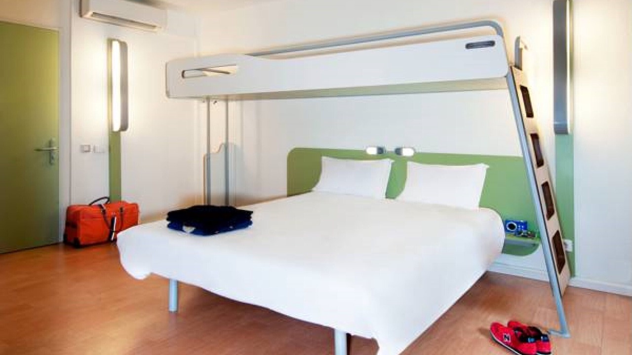 Photo of Bedroom in Issoudun