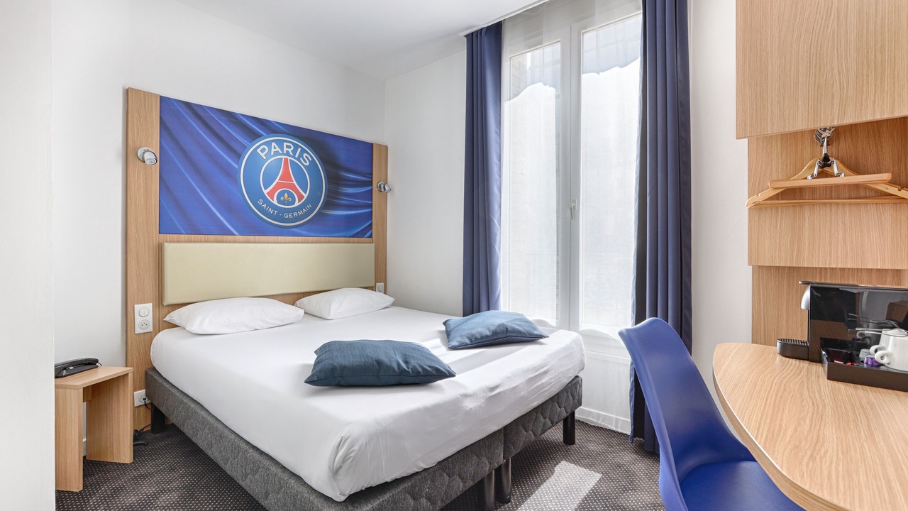 Photo of Bedroom in Prince–Marmottan