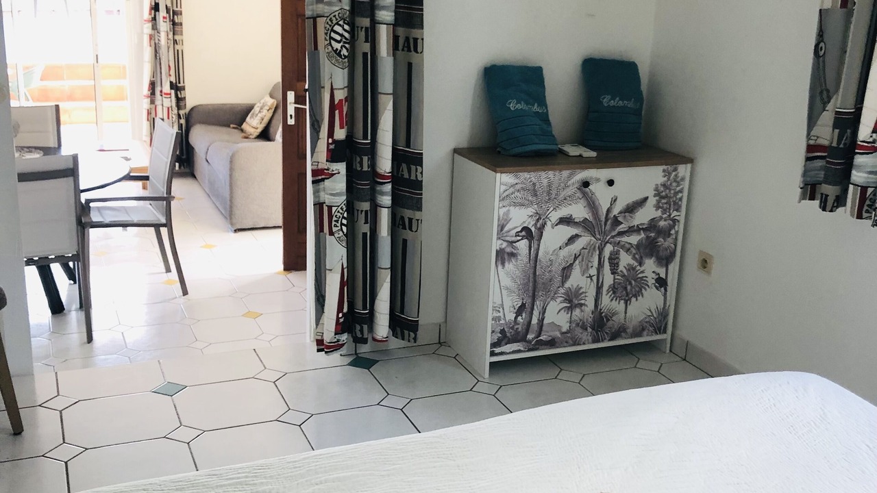 Photo of Bedroom in Oyster Pond