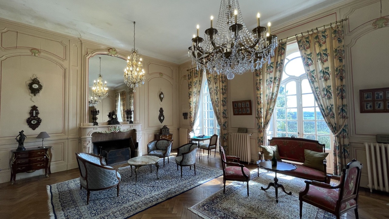 Photo of Others in Plomb