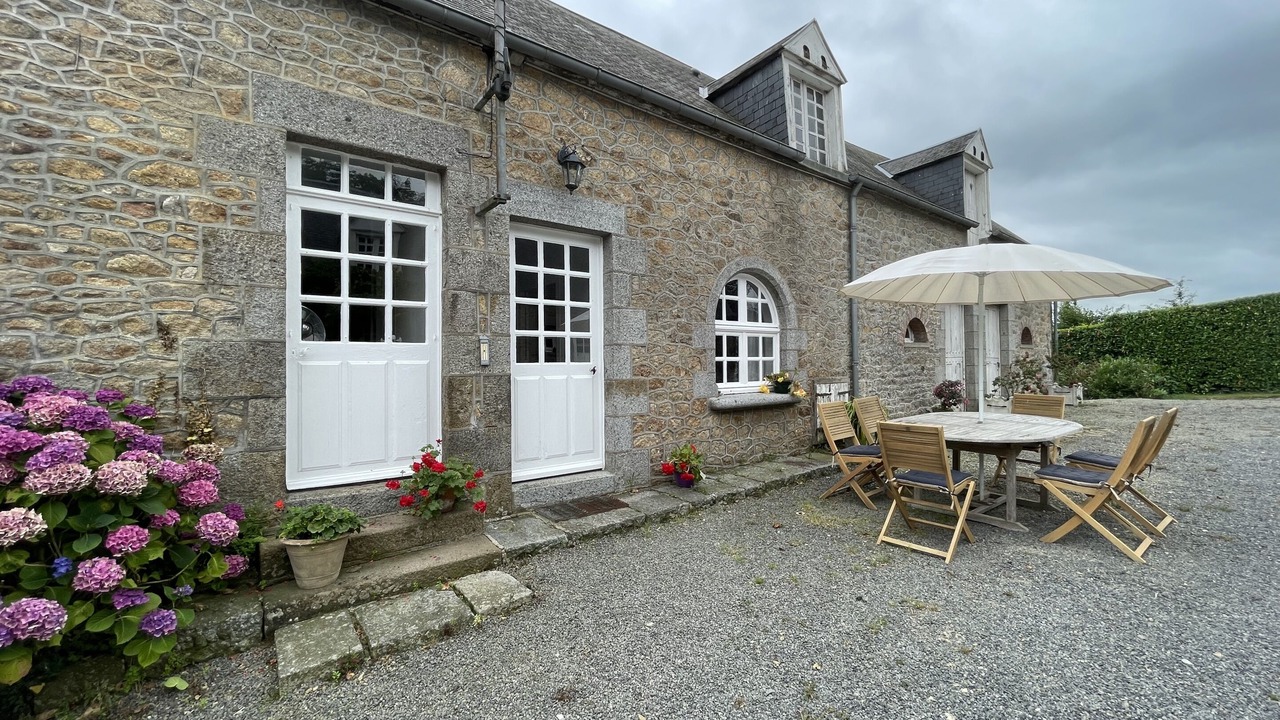 Photo of Bathroom in Plomb