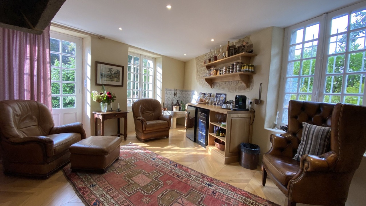 Photo of Others in Plomb