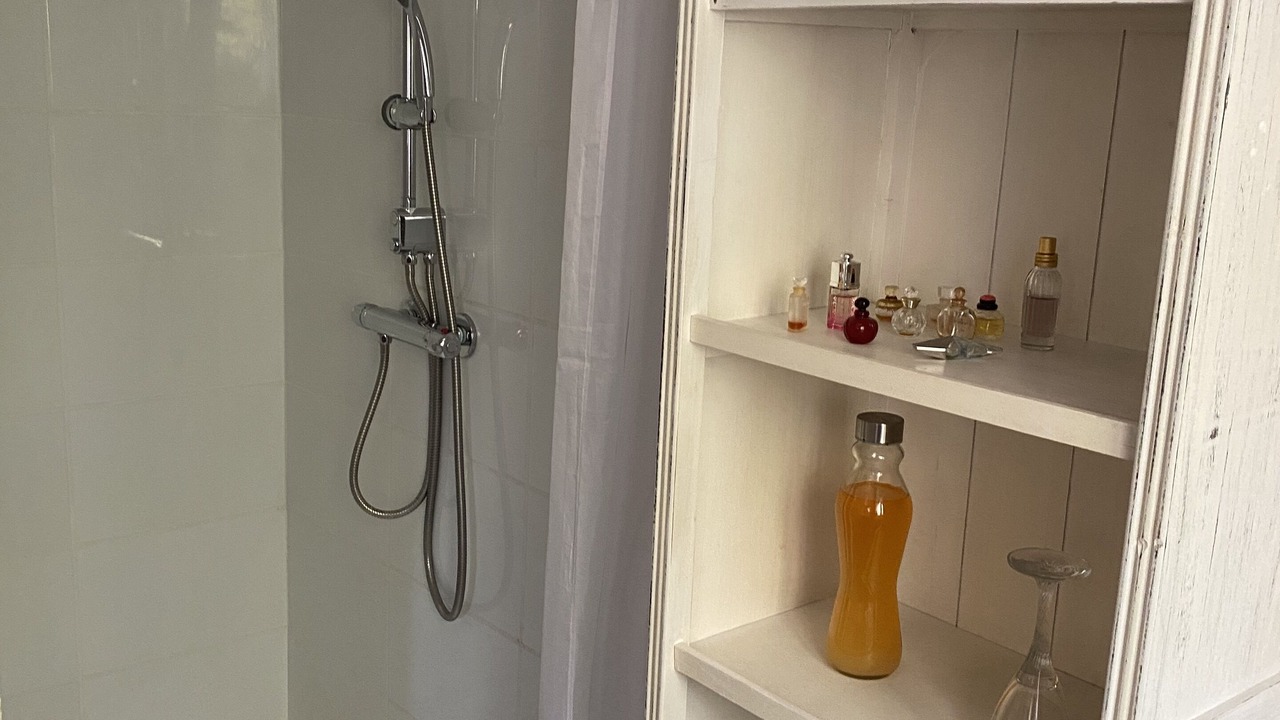 Photo of Bathroom in Piolenc