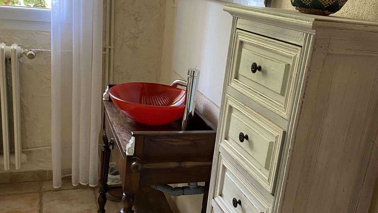 Photo of Bathroom in Piolenc